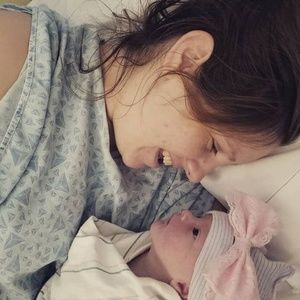 Meet your Posher, Sharon